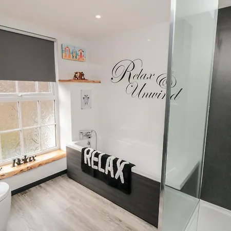 15 High Street 펜션 스카버러